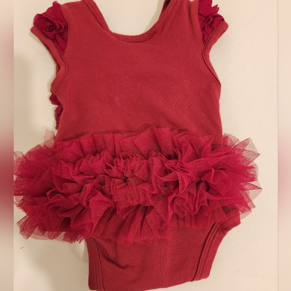POPATU PRETTY RUBY COLOR FLOWER ONESIE WITH TUTU FOR BABY GIRLS - Picture 2 of 4